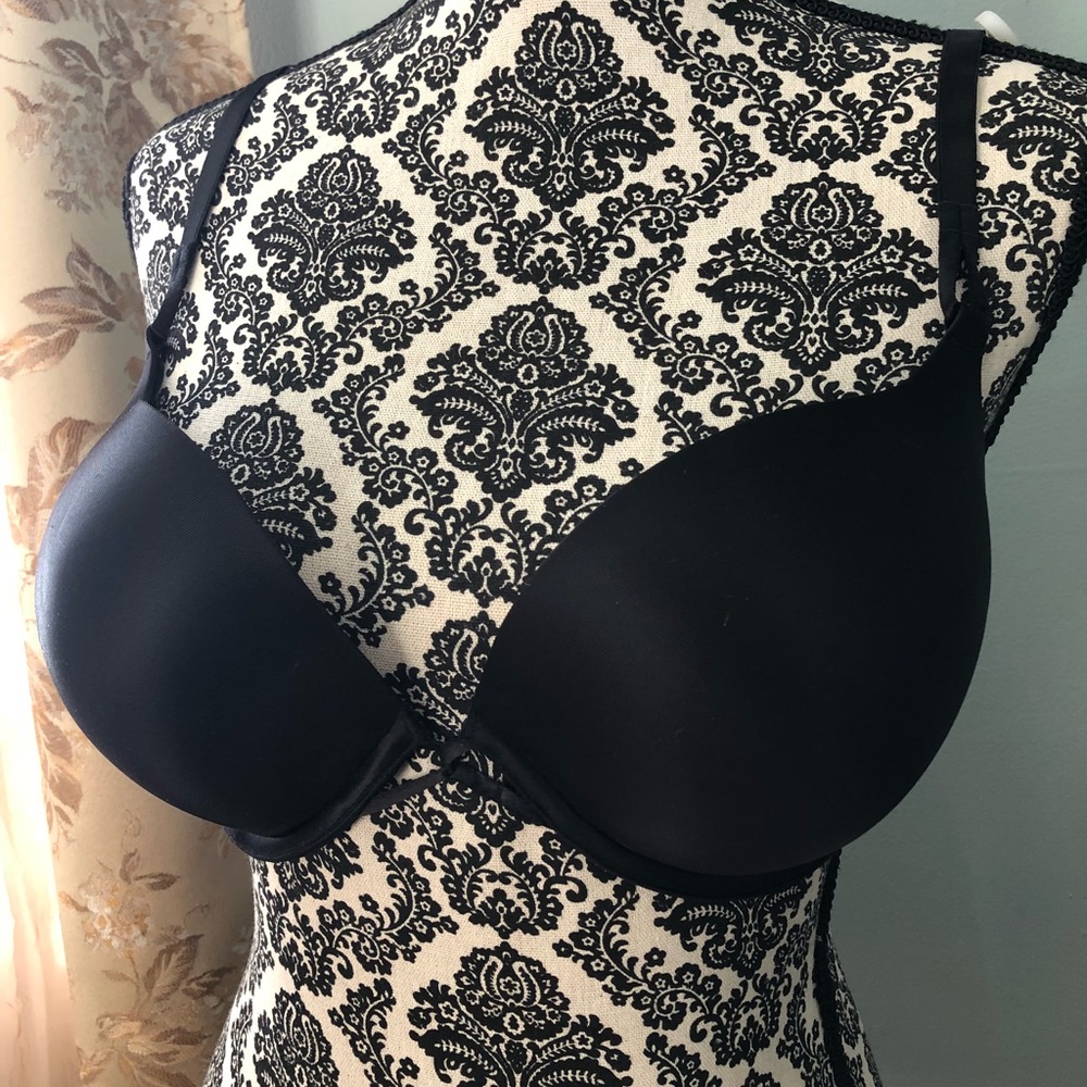 Victoria secret bra